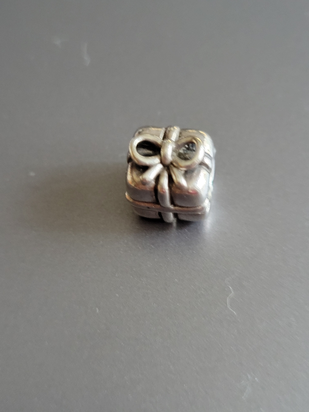 PANDORA Silver Gift Box Charm